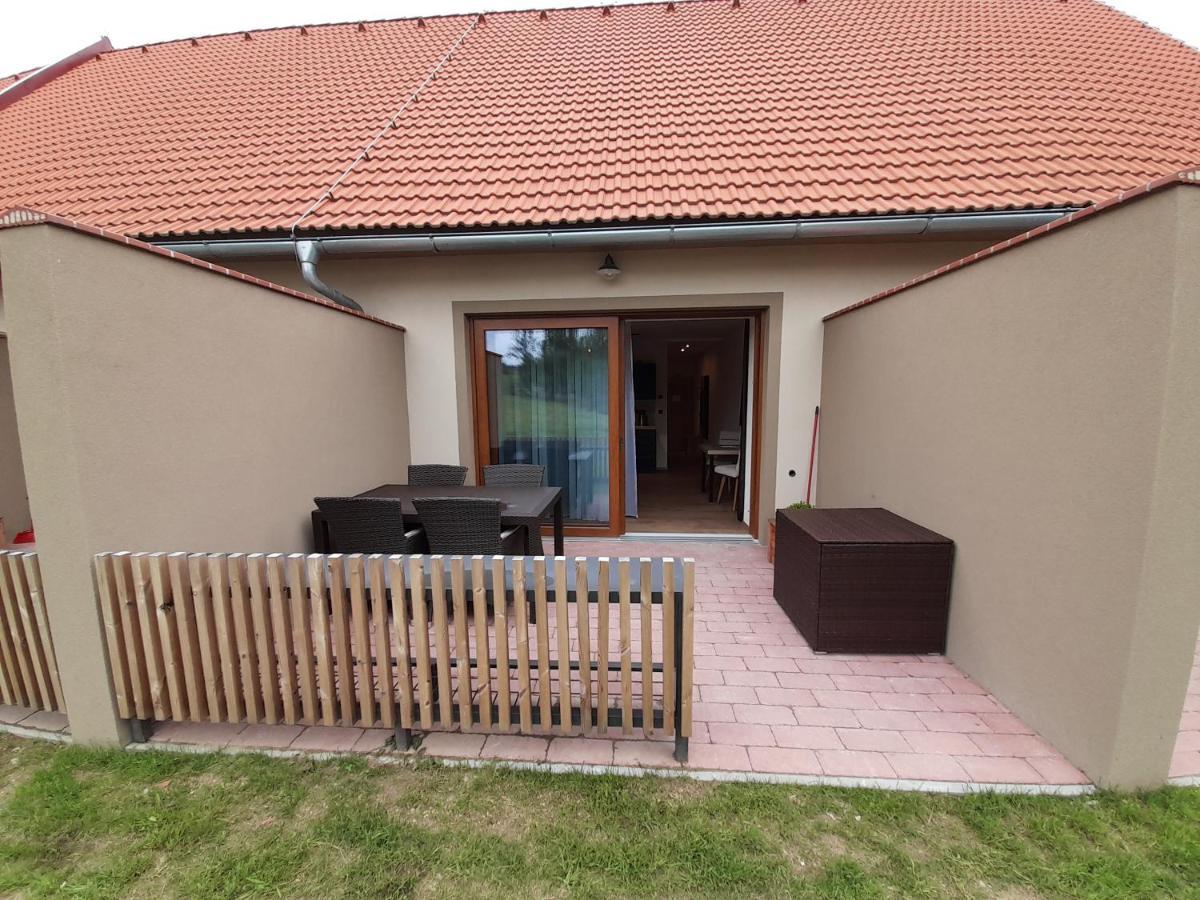 Residence Klazary U Zumberka - Terasove Apartmany Kamenna Exterior foto